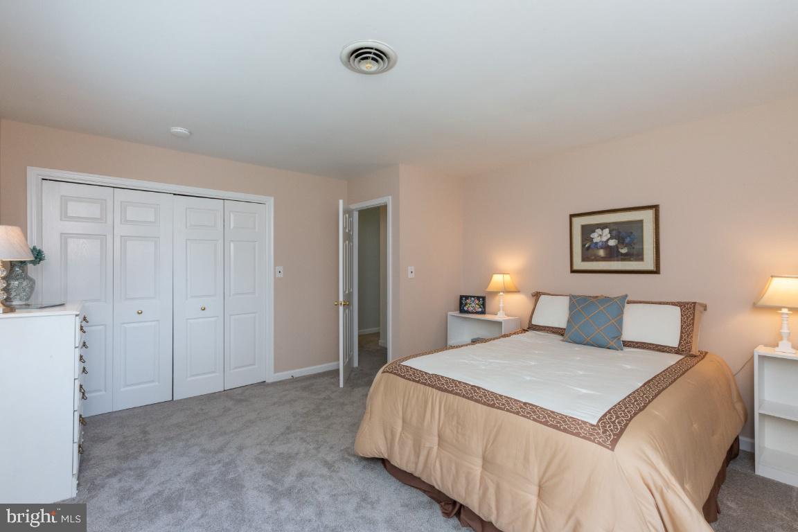 17445 Frederick Road Mount Airy, MD 21771 - Photo 27 of 51 Second Bedroom