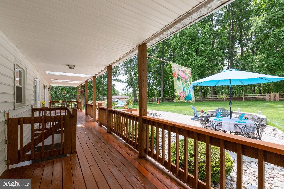 17445 Frederick Road Mount Airy, MD 21771 - Photo 39 of 51 Back deck