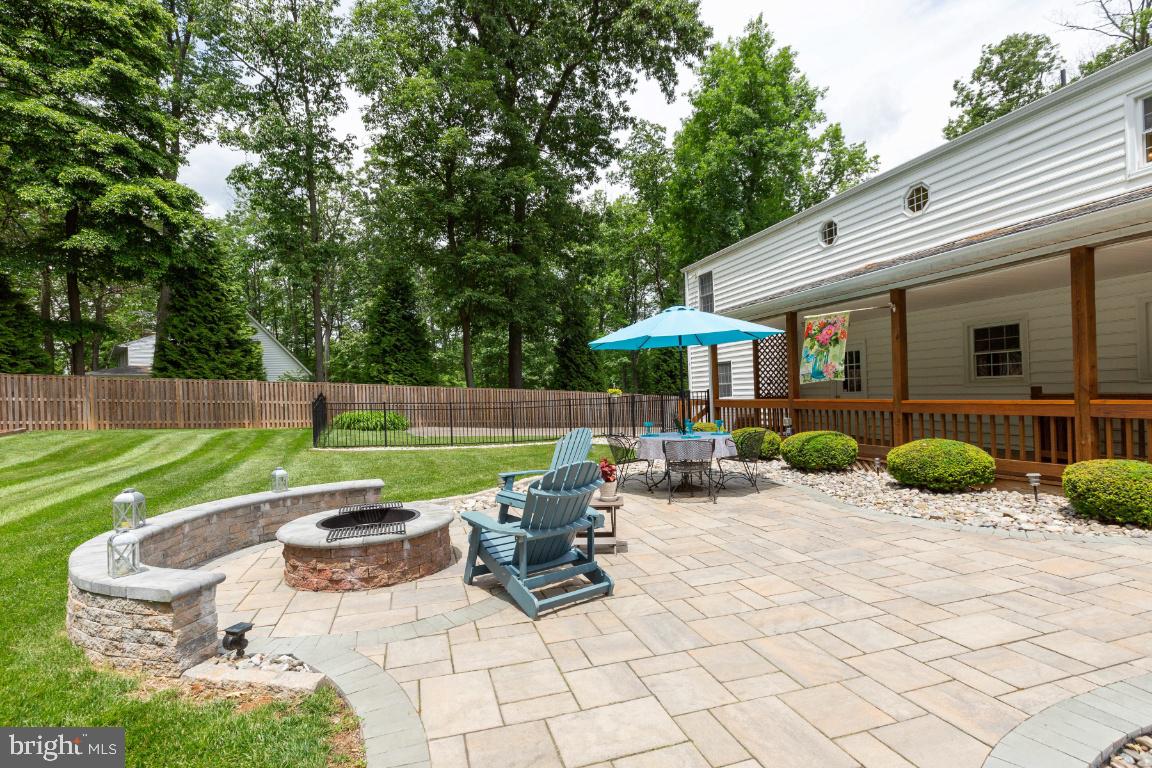 17445 Frederick Road Mount Airy, MD 21771 - Photo 41 of 51 Back patio
