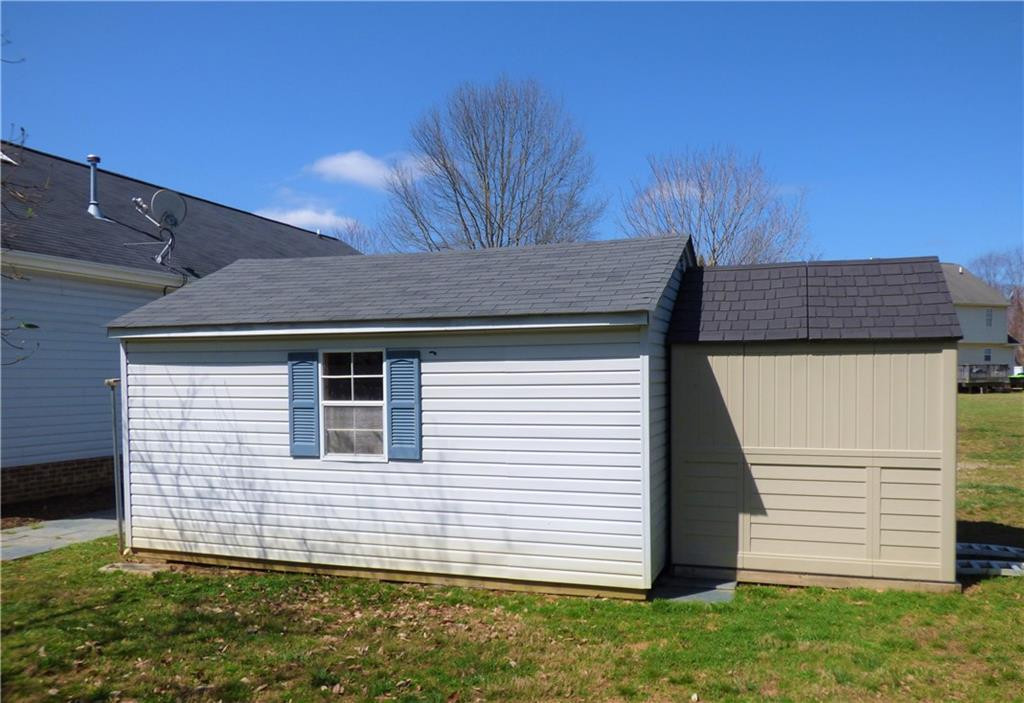 5511 Fieldview Road Mebane, NC 27302 - Photo 3 of 35 2 sheds