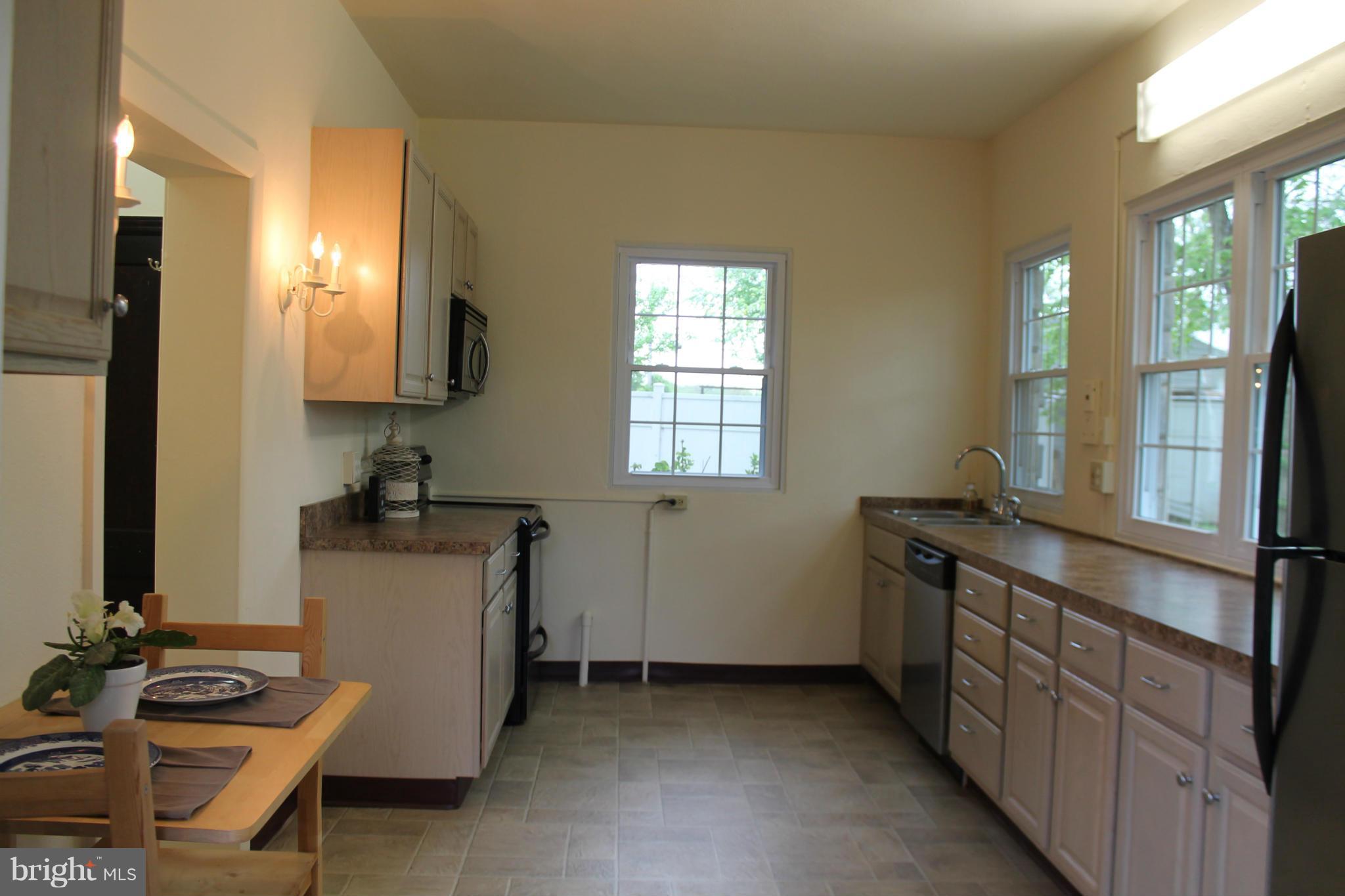 2410 Willoughby Beach Road Edgewood, MD 21040 - Photo 3 of 28 Kitchen