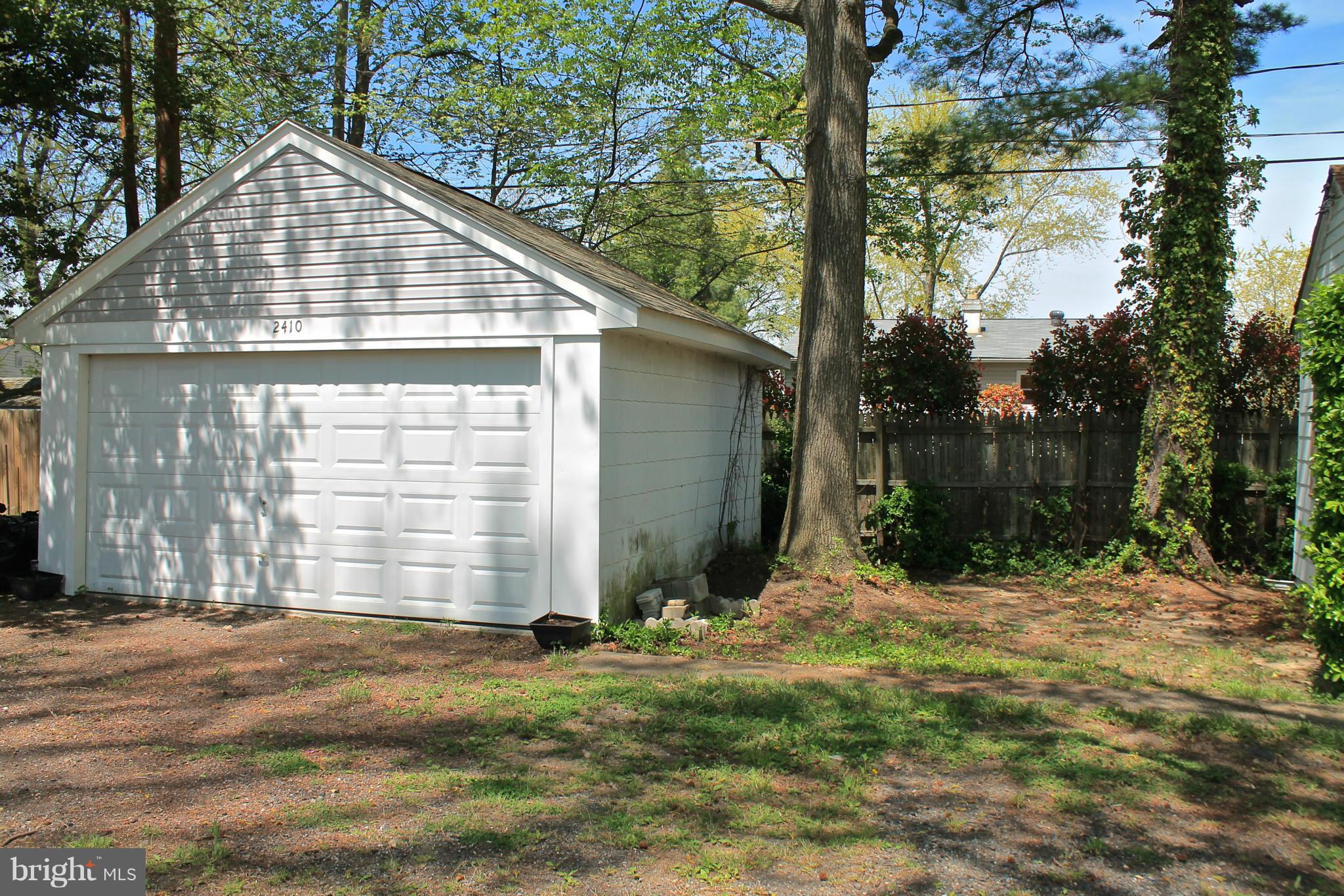 2410 Willoughby Beach Road Edgewood, MD 21040 - Photo 25 of 28 Exterior (General)