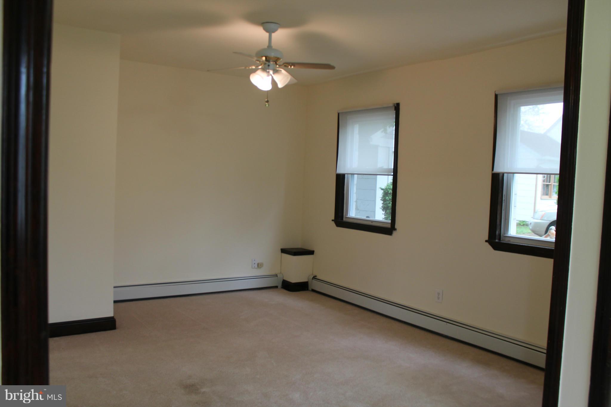 2410 Willoughby Beach Road Edgewood, MD 21040 - Photo 4 of 28 Dining Room