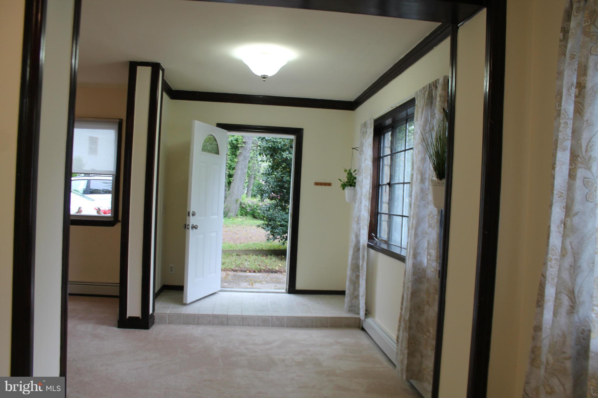 2410 Willoughby Beach Road Edgewood, MD 21040 - Photo 10 of 28 Interior (General)
