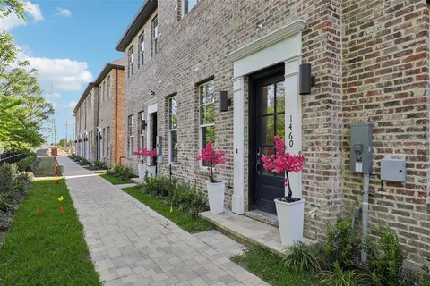 a view of a garden with flowers