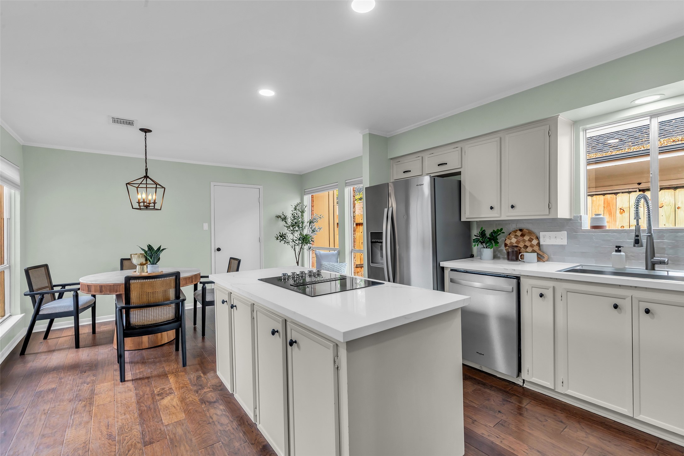 11407 Overbrook Lane Houston, TX 77077 - Photo 13 of 25