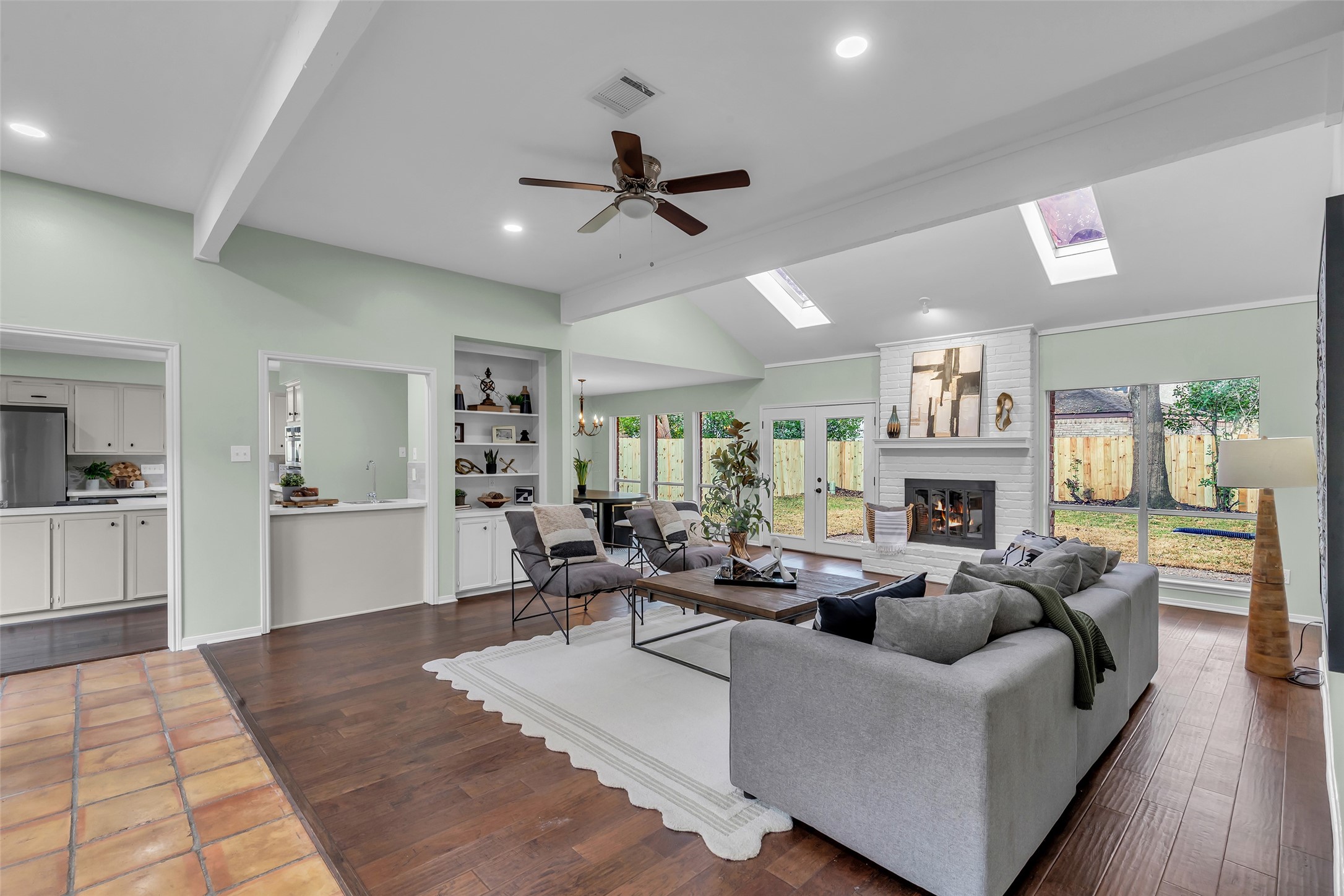 11407 Overbrook Lane Houston, TX 77077 - Photo 5 of 25