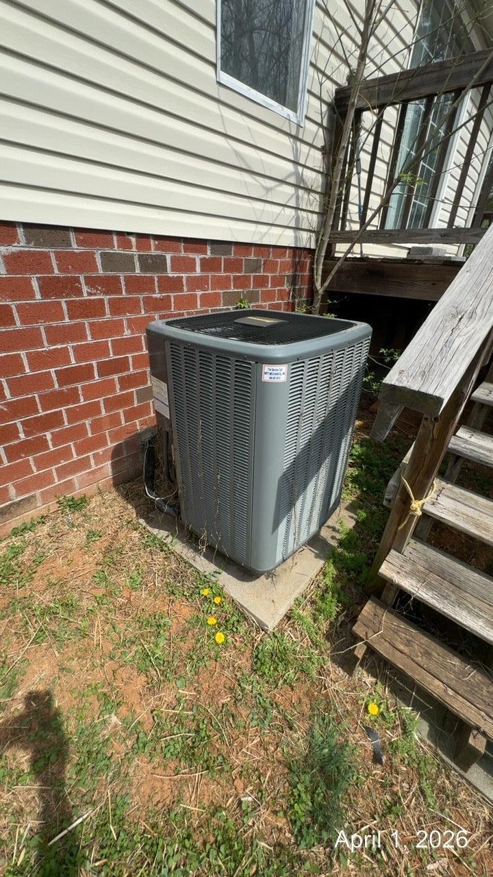 108 Cherokee Lane Thaxton, VA 24174 - Photo 13 of 15 a view of outdoor space