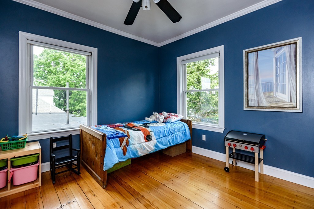 14 Linden Street, Unit 7 Brookline, MA 02445 - Photo 11 of 22