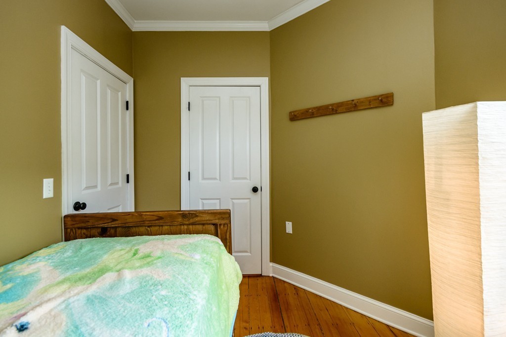 14 Linden Street, Unit 7 Brookline, MA 02445 - Photo 14 of 22