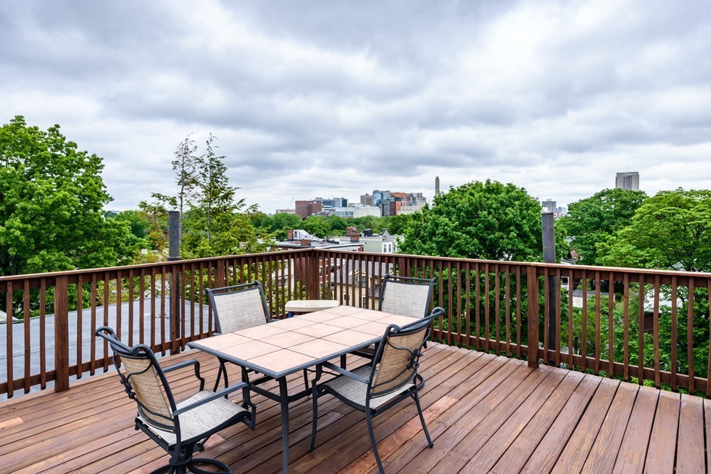 14 Linden Street, Unit 7 Brookline, MA 02445 - Photo 20 of 22