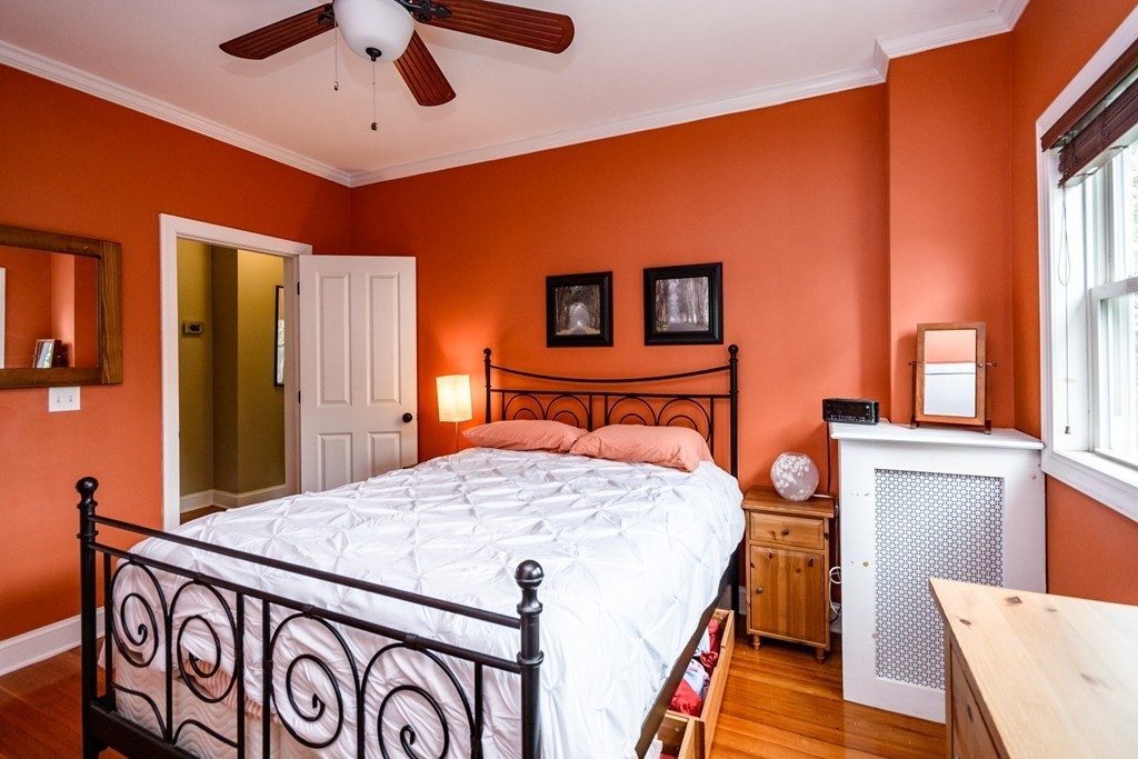 14 Linden Street, Unit 7 Brookline, MA 02445 - Photo 10 of 22