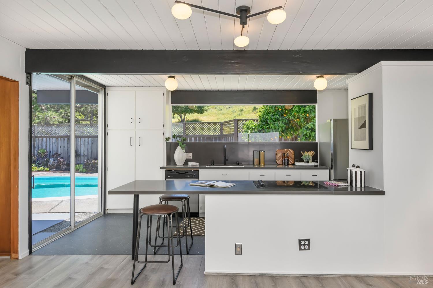 27 Sao Augustine Way San Rafael, CA 94903 - Photo 17 of 42