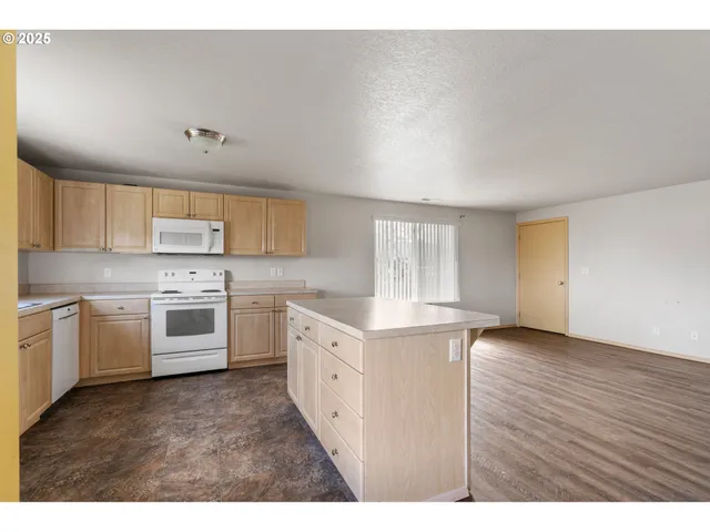 $269,000 | 335 Southeast 3rd Street, Irrigon, OR 97844