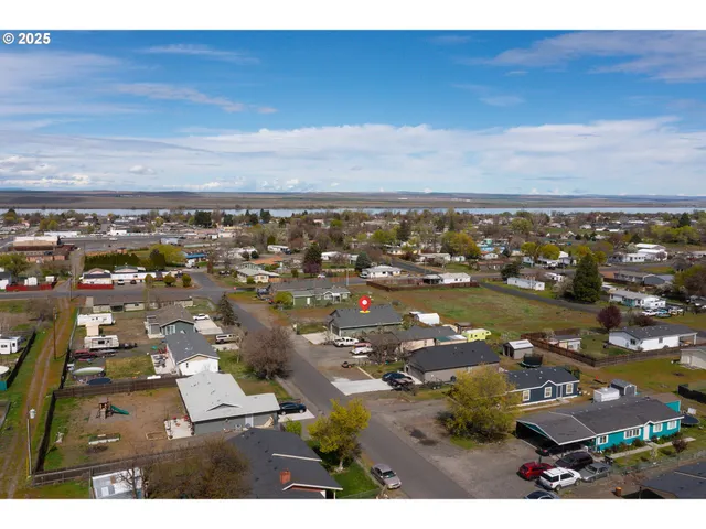$269,000 | 335 Southeast 3rd Street, Irrigon, OR 97844