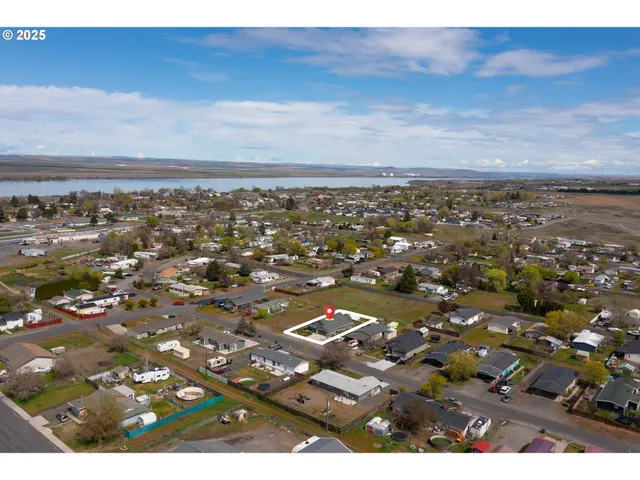 $269,000 | 335 Southeast 3rd Street, Irrigon, OR 97844