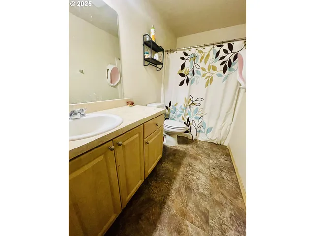 $269,000 | 335 Southeast 3rd Street, Irrigon, OR 97844