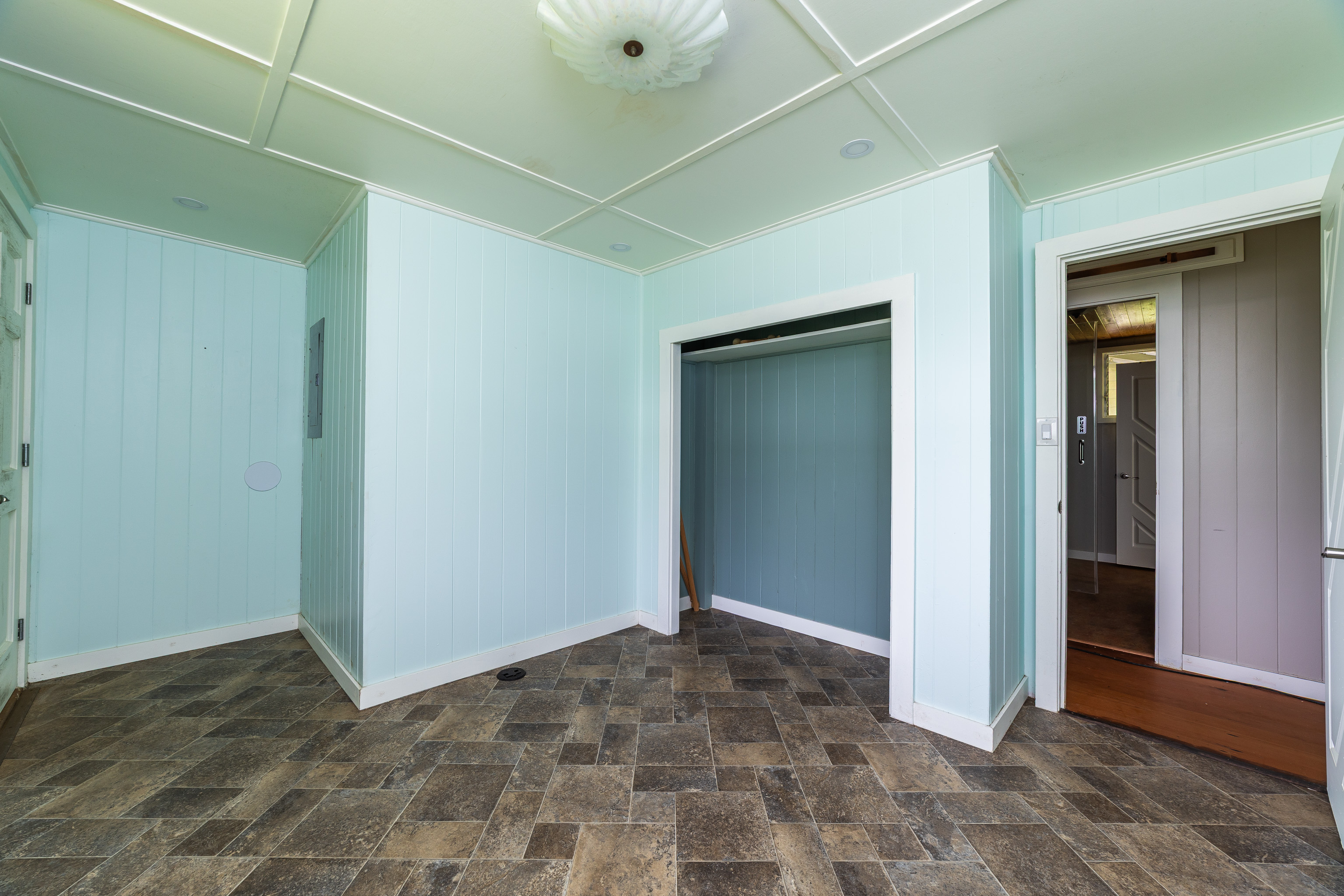 2637 Kaiwiki Road Hilo, HI 96720 - Photo 15 of 30 Gallery Image 15