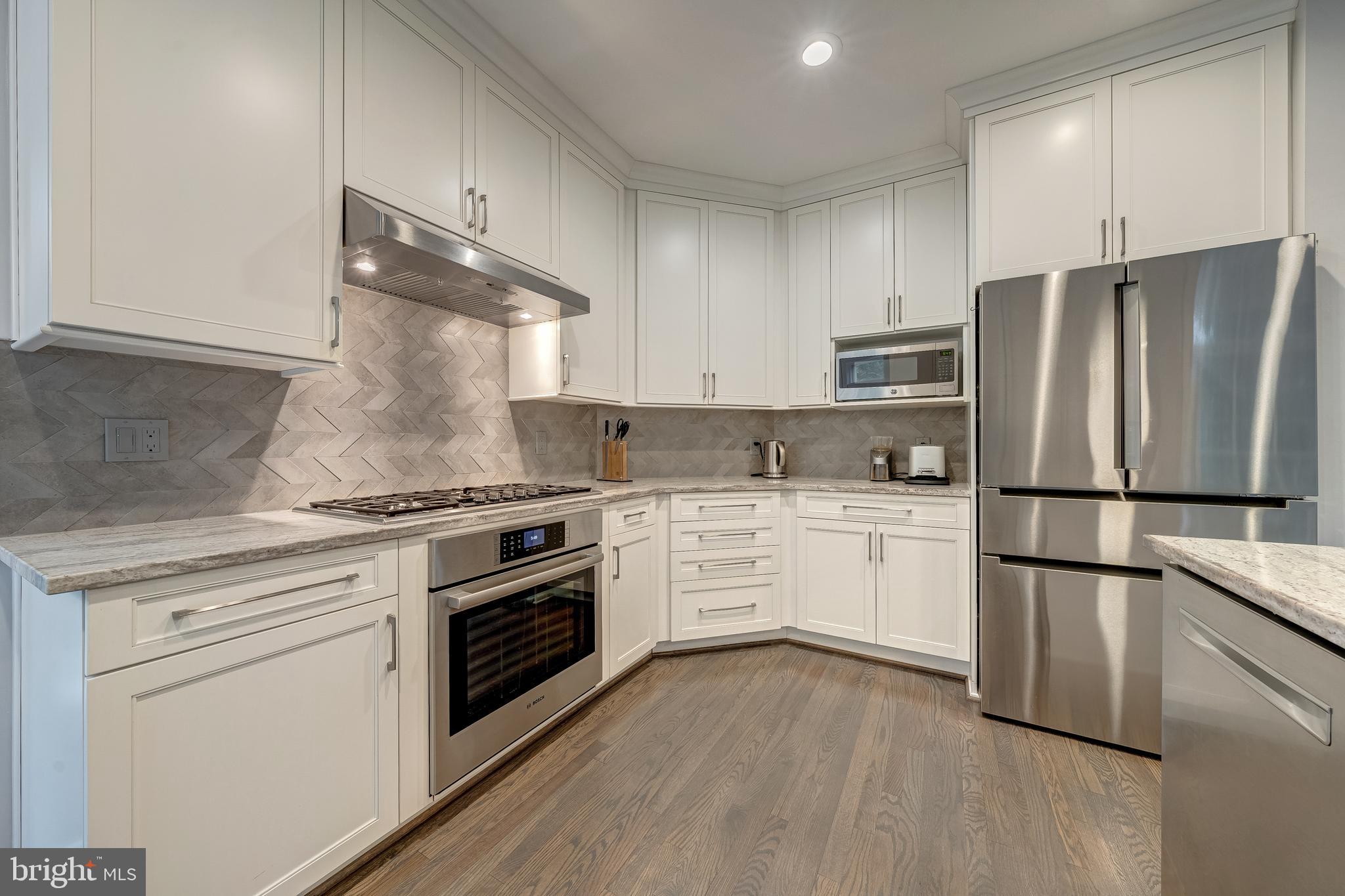 1500 North Colonial Terrace Arlington, VA 22209 - Photo 22 of 67 Kitchen