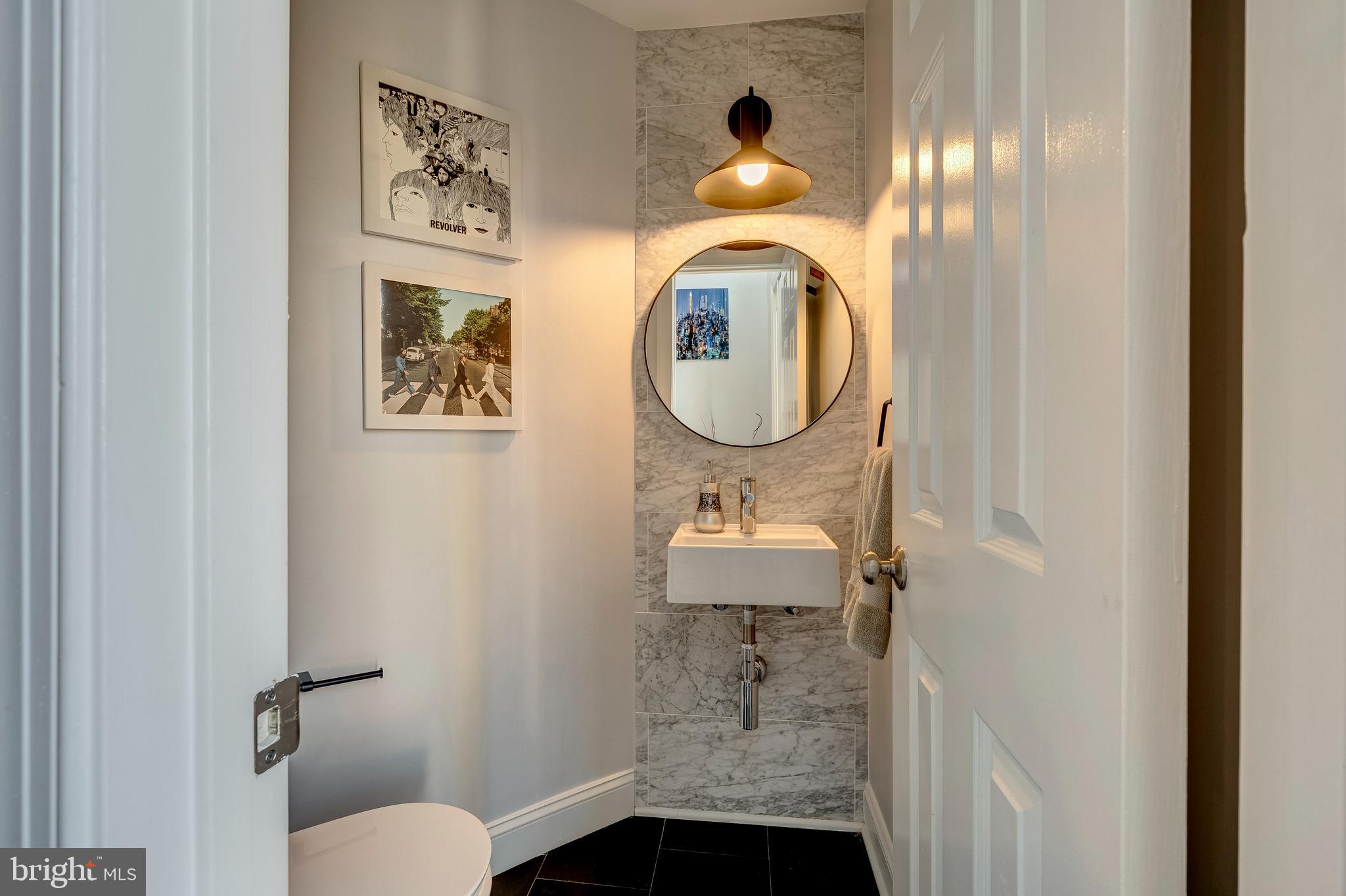 1500 North Colonial Terrace Arlington, VA 22209 - Photo 24 of 67 Powder Room