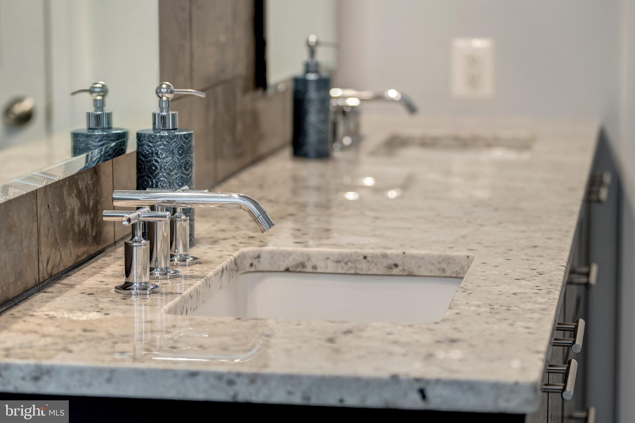 1500 North Colonial Terrace Arlington, VA 22209 - Photo 35 of 67 Primary Bathroom