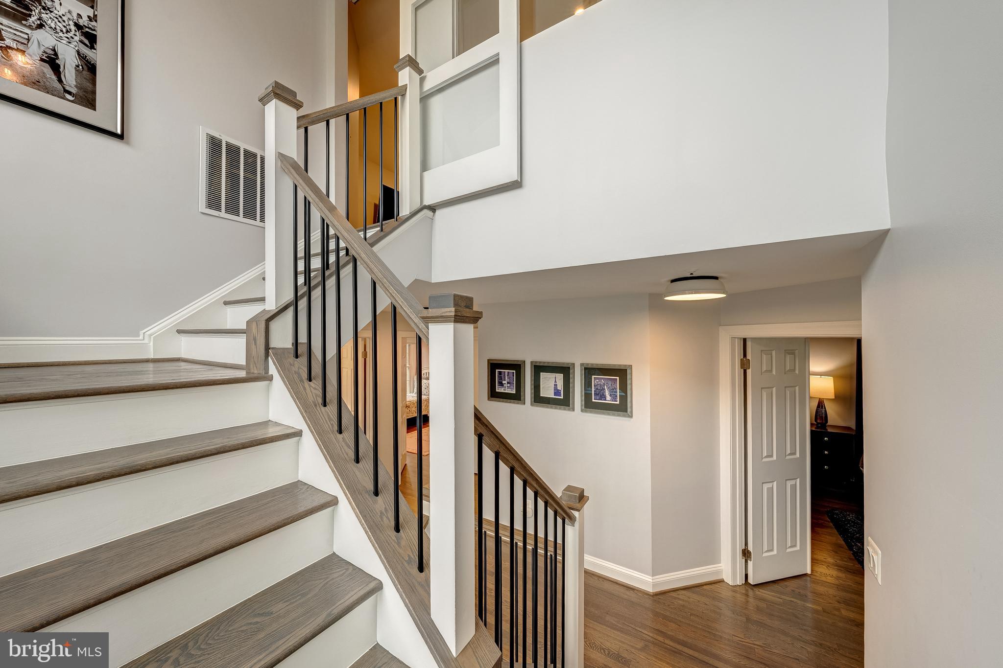 1500 North Colonial Terrace Arlington, VA 22209 - Photo 42 of 67 Stairwell