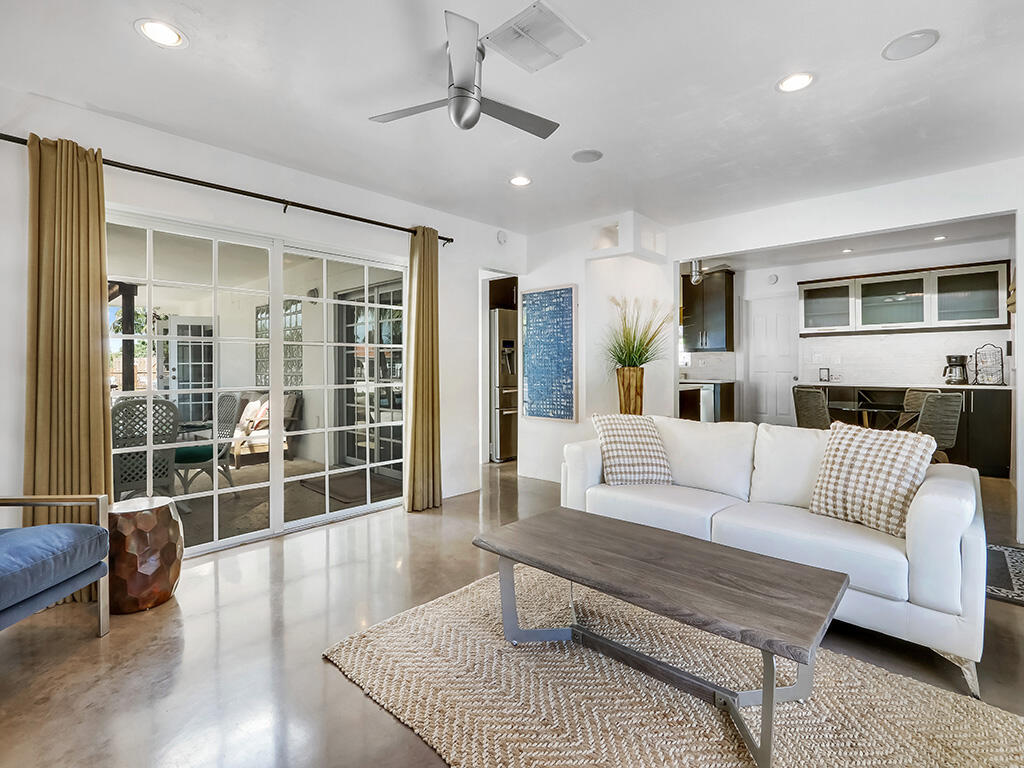 1199 Southwest 4th Avenue Boca Raton, FL 33432 - Photo 4 of 16 Living Room 2