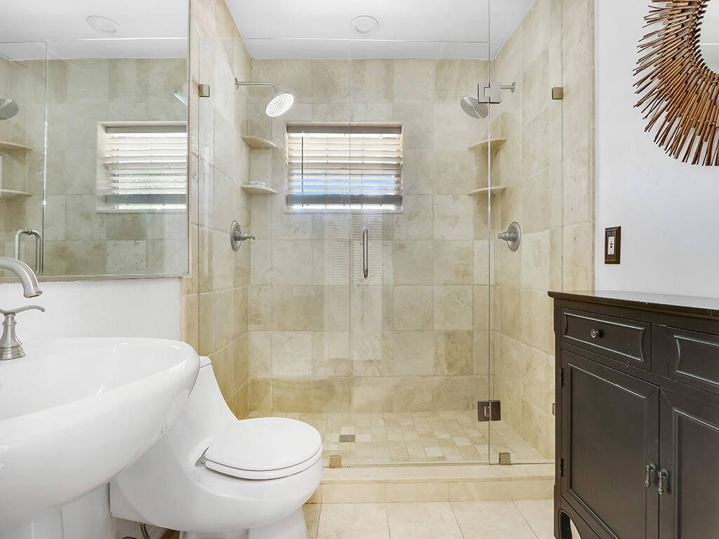 1199 Southwest 4th Avenue Boca Raton, FL 33432 - Photo 8 of 16 Master Bathroom