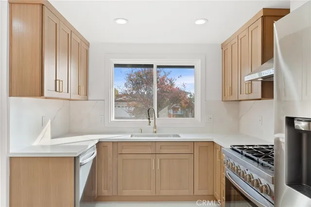 $1,999,000 | 23215 Elm Avenue, Torrance, CA 90505