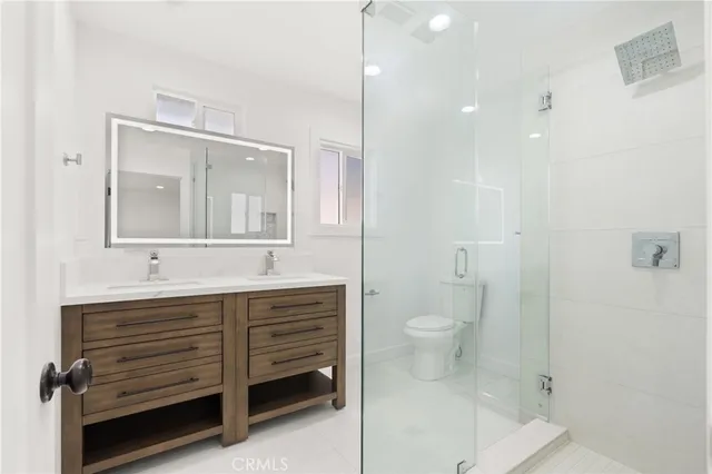 $1,999,000 | 23215 Elm Avenue, Torrance, CA 90505