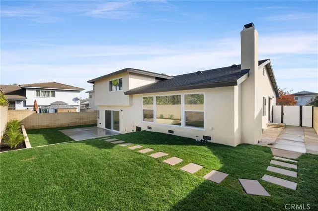 $1,999,000 | 23215 Elm Avenue, Torrance, CA 90505