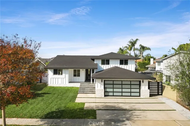 $1,999,000 | 23215 Elm Avenue, Torrance, CA 90505