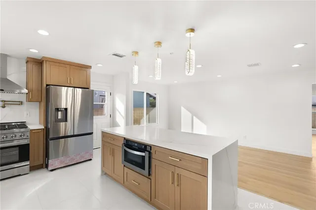 $1,999,000 | 23215 Elm Avenue, Torrance, CA 90505