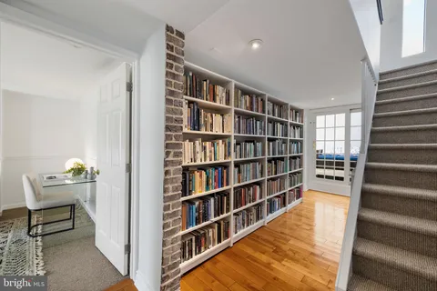 $1,299,500 | 129 Bainbridge Street, Philadelphia, PA 19147