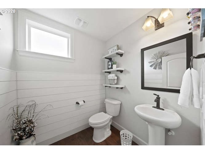 22852 Weatherhill Road West Linn, OR 97068 - Photo 5 of 27 Gallery Image 5