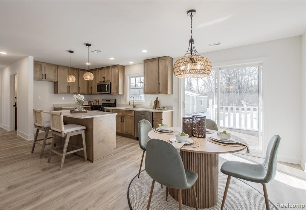 3750 Alida Avenue Rochester Hills, MI 48309 - Photo 13 of 68