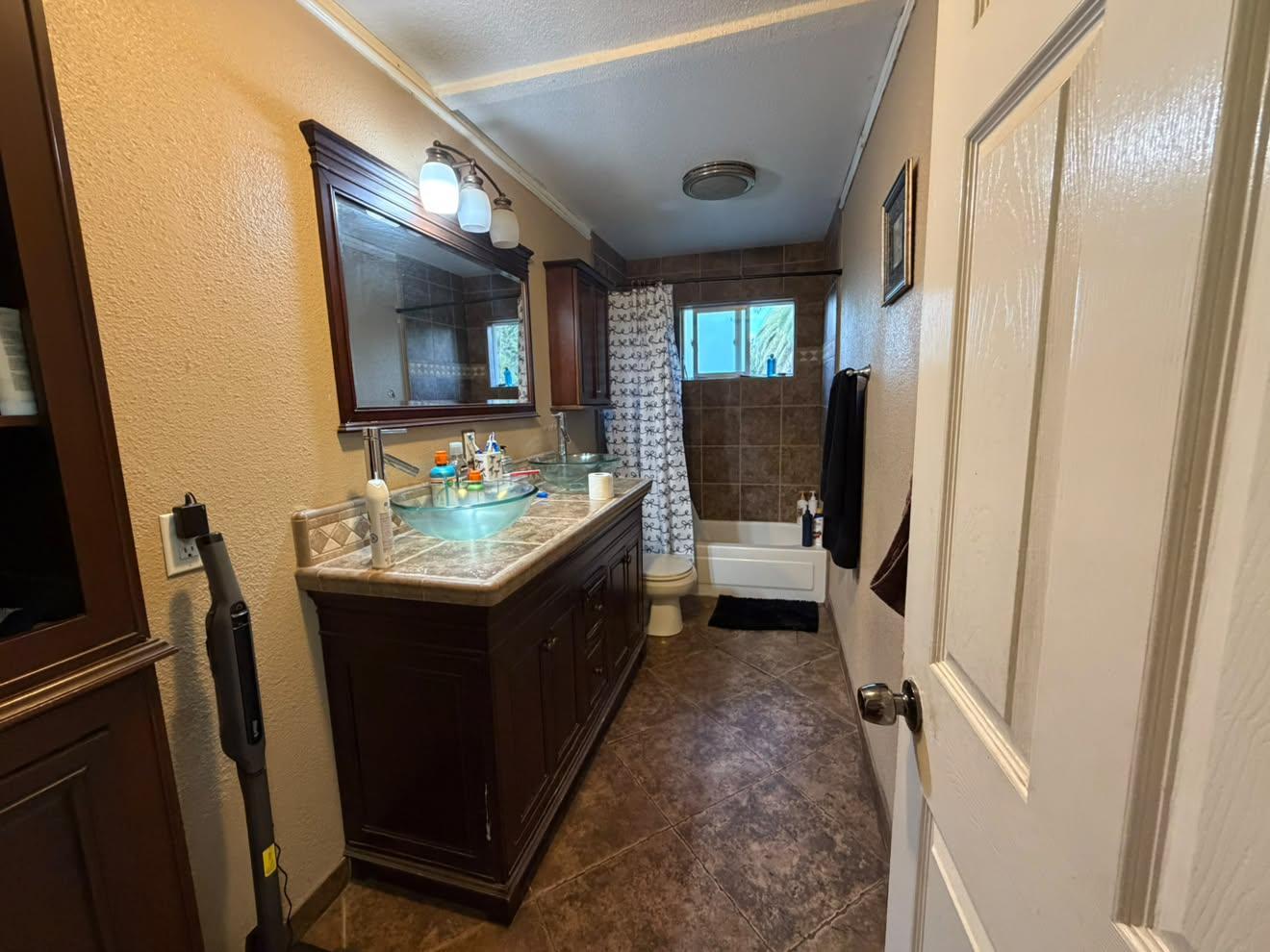 571 U Street Rio Linda, CA 95673 - Photo 8 of 14 Gallery Image 8