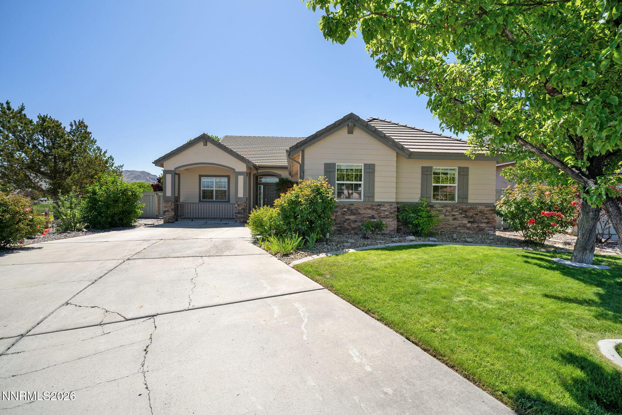 10140 Buckeye Court Reno, NV 89521 - Photo 1 of 52 33-web-or-mls-A7406454