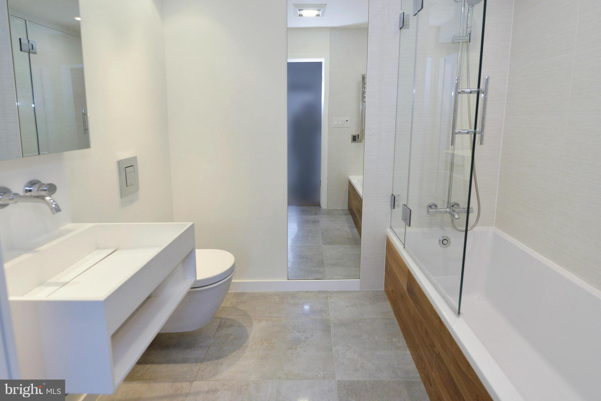 4506 Dalton Road Chevy Chase, MD 20815 - Photo 19 of 26 Bath