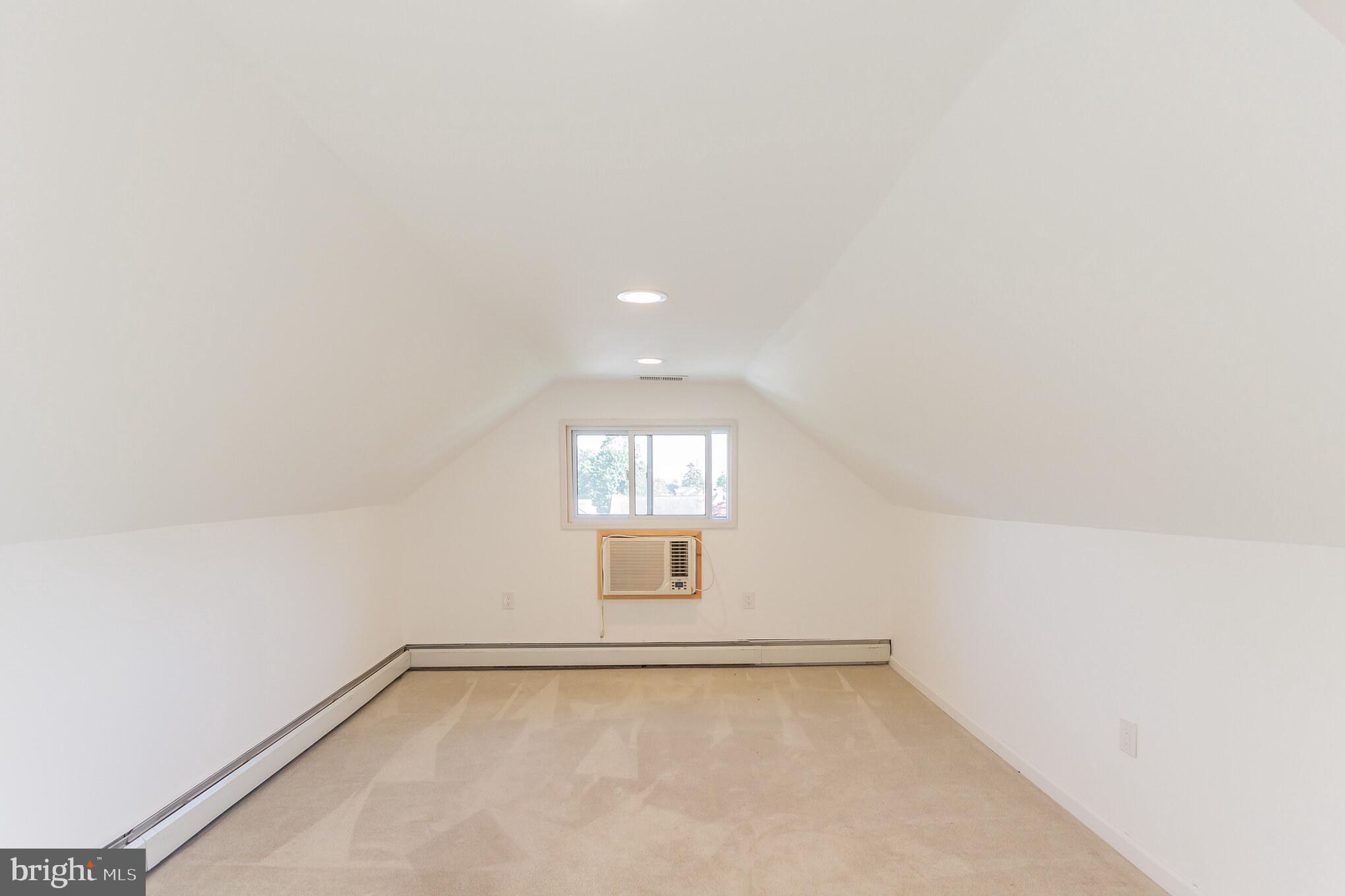 33 East Clearfield Road Havertown, PA 19083 - Photo 26 of 43
