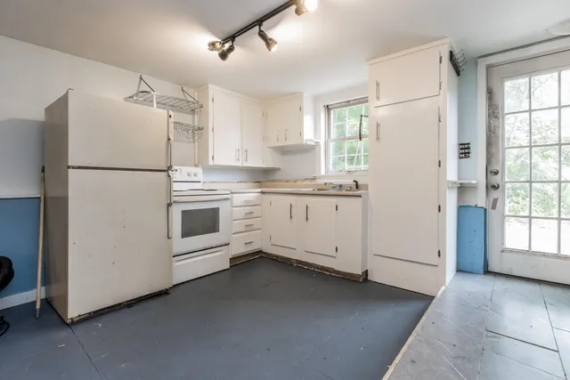 $595,000 | 20 Elmwood Avenue, Westbrook, ME 04092