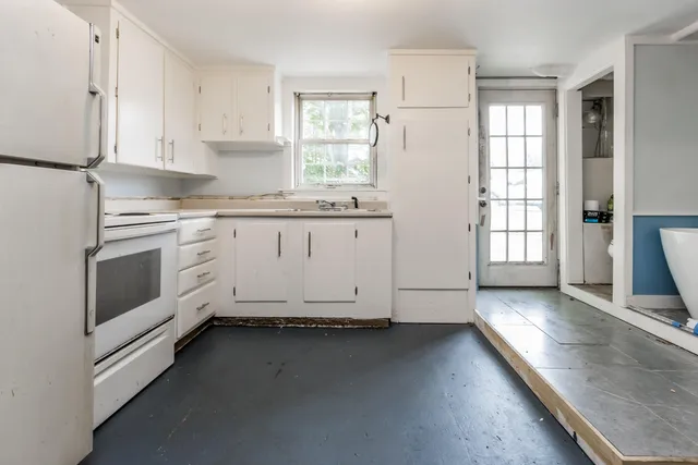 $595,000 | 20 Elmwood Avenue, Westbrook, ME 04092