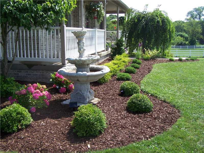467 Wises Grove Road New Brighton, PA 15066 - Photo 15 of 19 Yard/Garden. Spring picture of front landscaping.