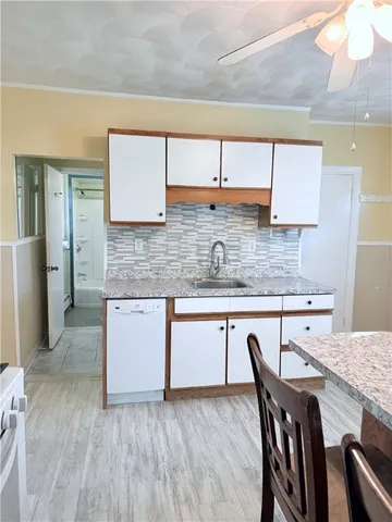 $1,590 | 128 Vincent Avenue, Unit 1, North Providence, RI 02904