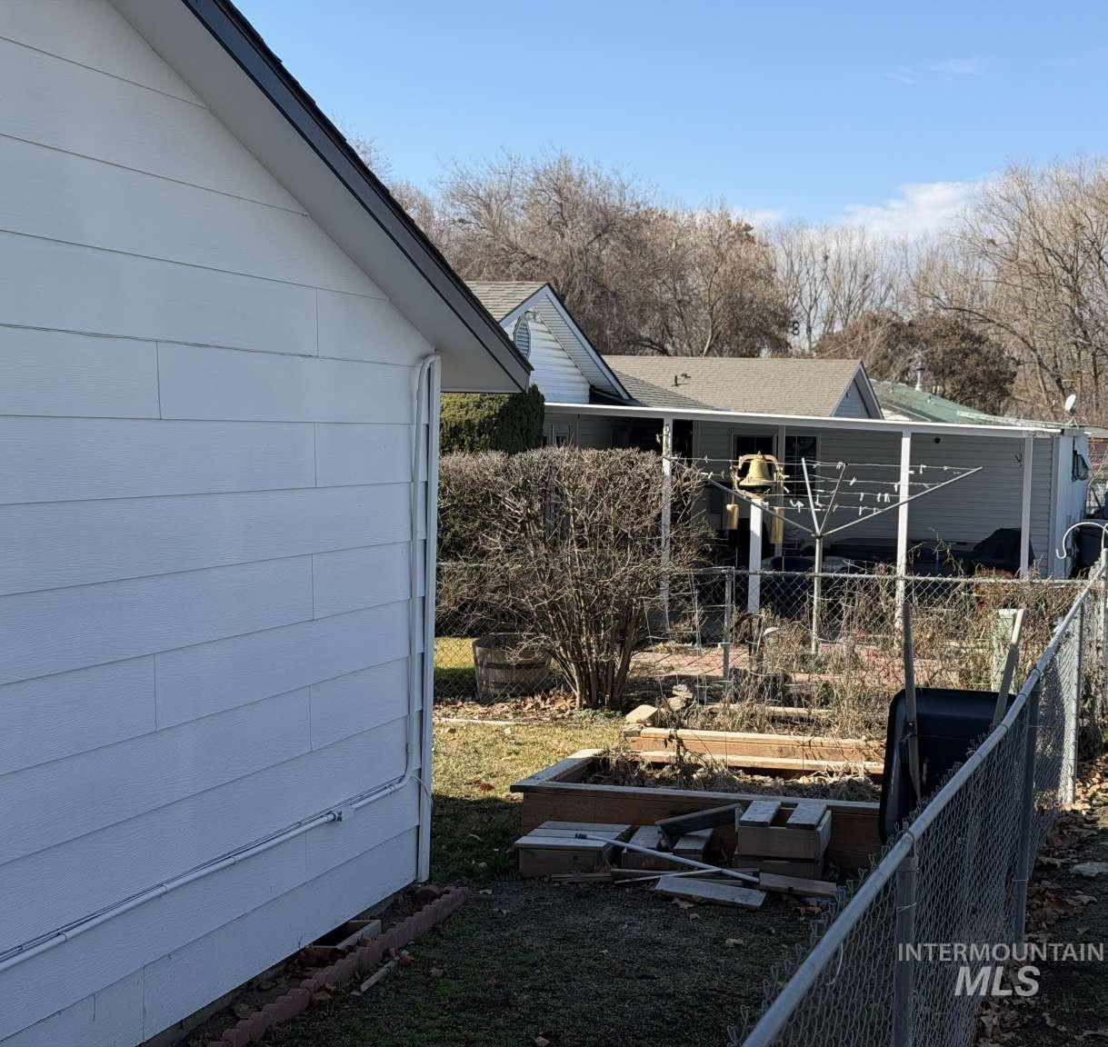 211 Jasper Avenue Middleton, ID 83644 - Photo 23 of 25 View of yard with a vegetable garden