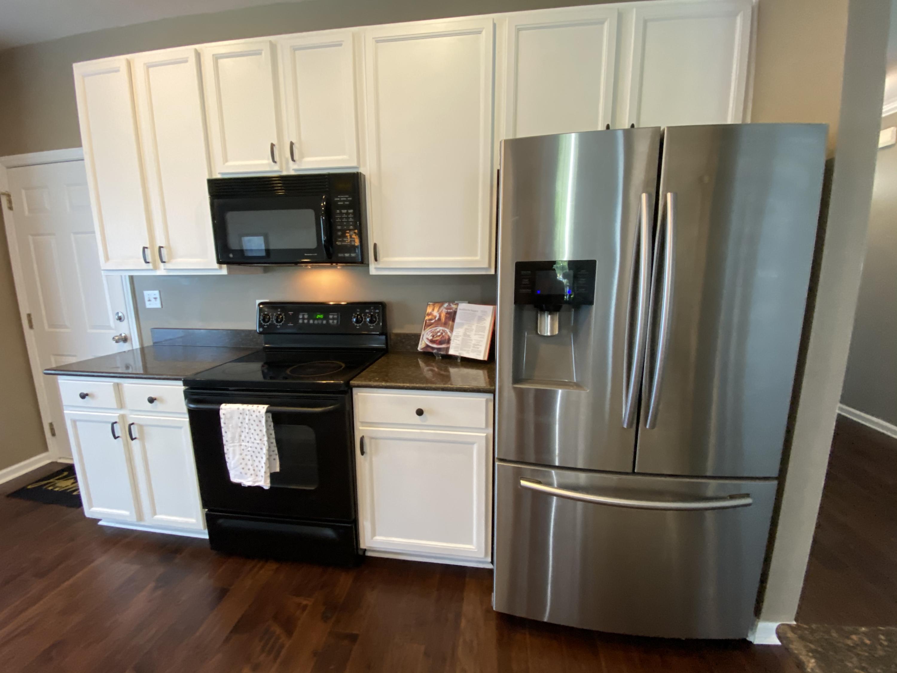 1512 St Stephens Way Hanahan, SC 29410 - Photo 12 of 27 5D0B26BF-887B-4C28-9F24-DF6CF4D8605E