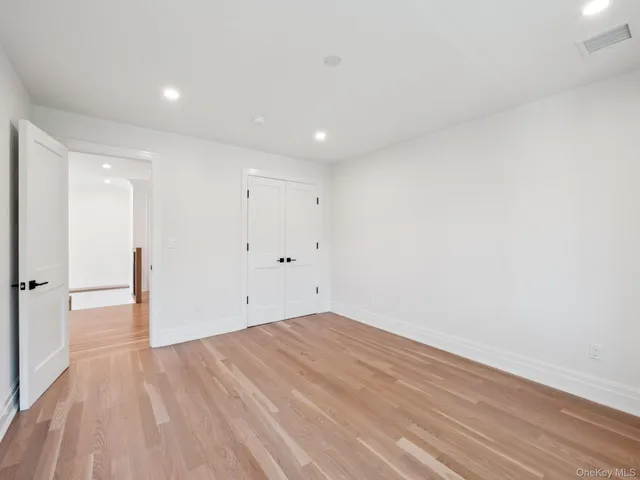 $12,000 | 2 Arthur Place, Woodbury, NY 11797