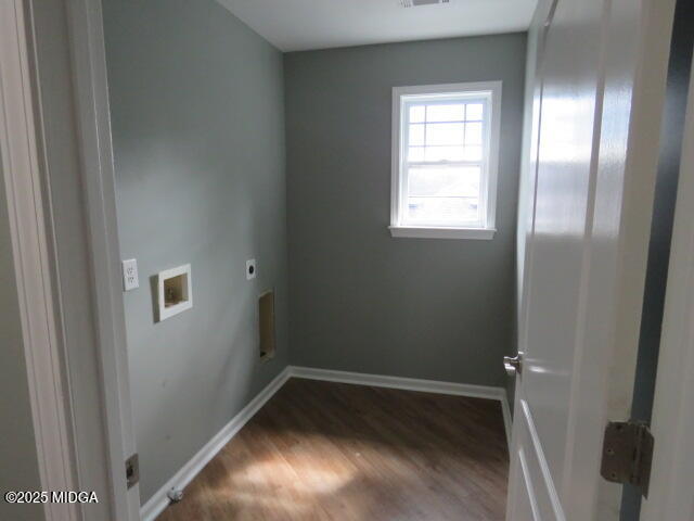 776 Ivy Brook Way Macon, GA 31210 - Photo 20 of 21 a view of an empty room with wooden floor and a window