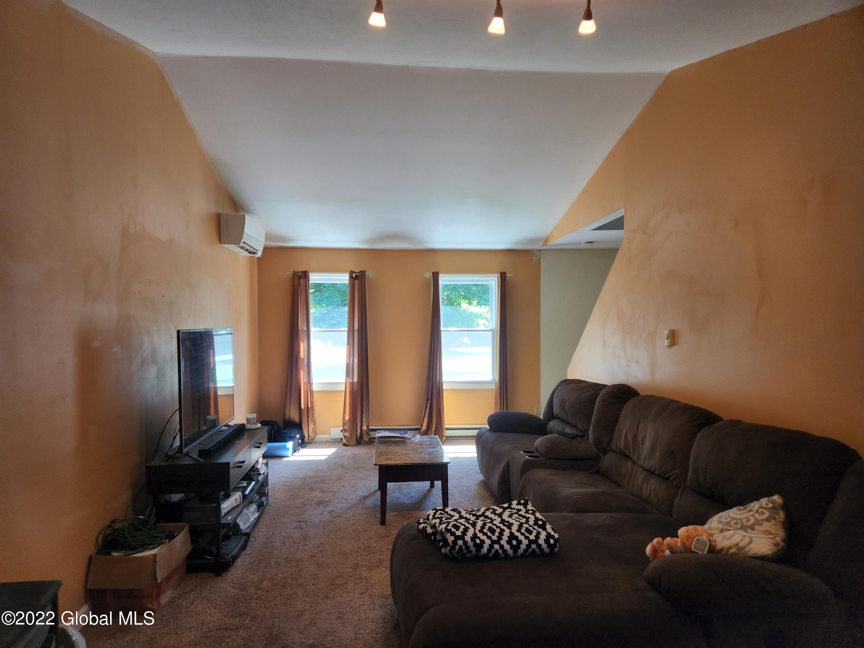 21 Canvasback Ridge Waterford, NY 12188 - Photo 7 of 22 20220815_115318