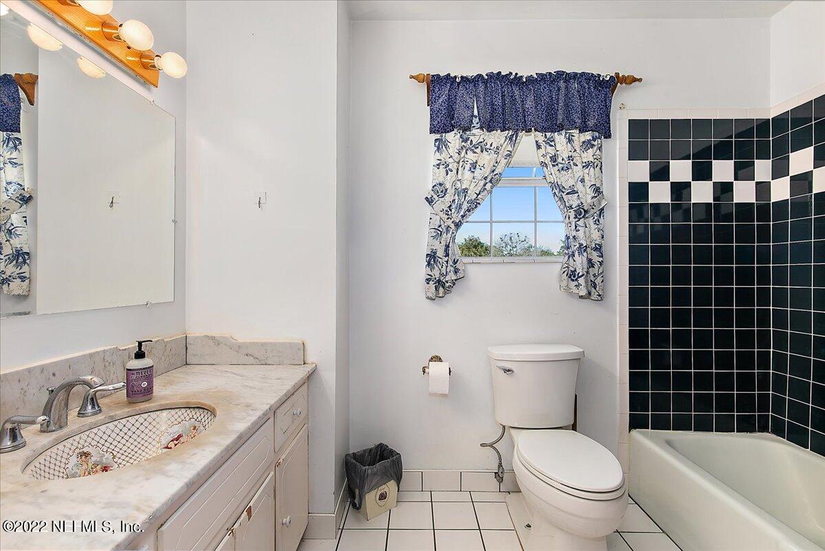 1939 Orange Picker Road Jacksonville, FL 32223 - Photo 25 of 30 25-Bathroom